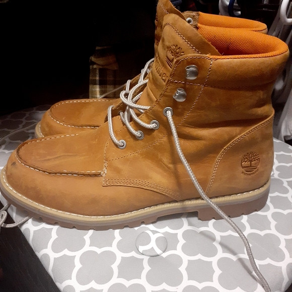 Mens timberland boots - Picture 3 of 3
